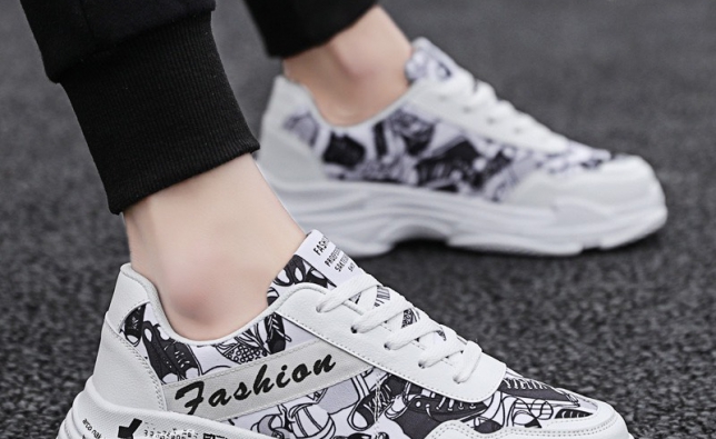 Top 5 Mẹo Siêu Hay Giữ Giày Sneaker Nữ Y Như Mới