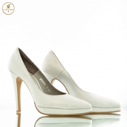 LEATHER PLATFORM PUMPS 4