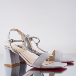 CHUNKY HEELS ANKLE TRAP 4