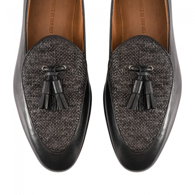 TASSEL LOAFERS
